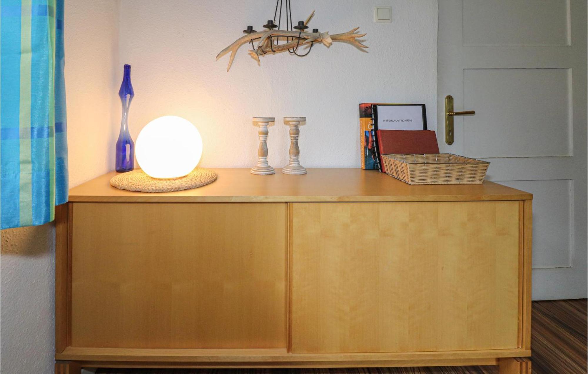 Ferienwohnung Mit Seeblick Aldrans Exterior foto